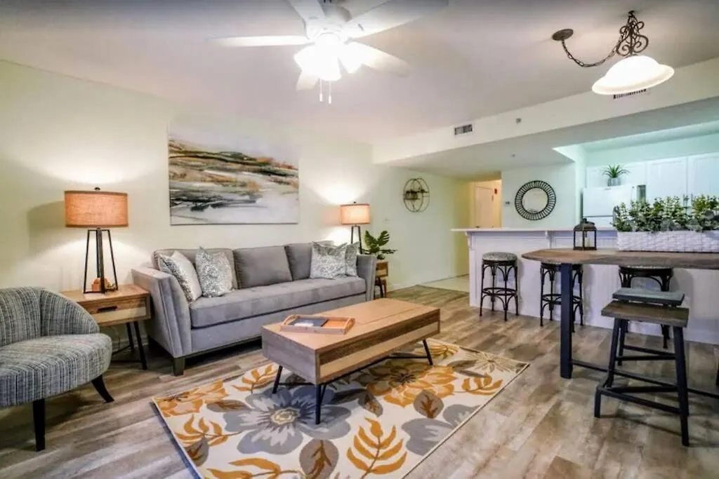 Apartment Beachfront, Oceanview, Pelican Beach Resort, 19Th Floor Destin